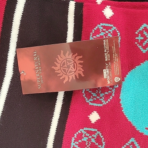 Supernatural scarf - Picture 4 of 4